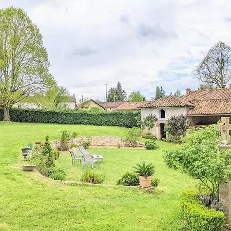 Charmante Demeure 17eme 4ch-3sdb Bioussac